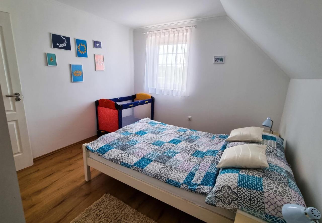 White Apartment Keszthely Bagian luar foto